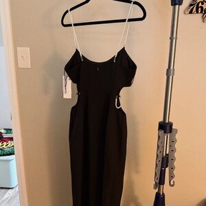 Chic Black Backless Dress with Pearl Accents